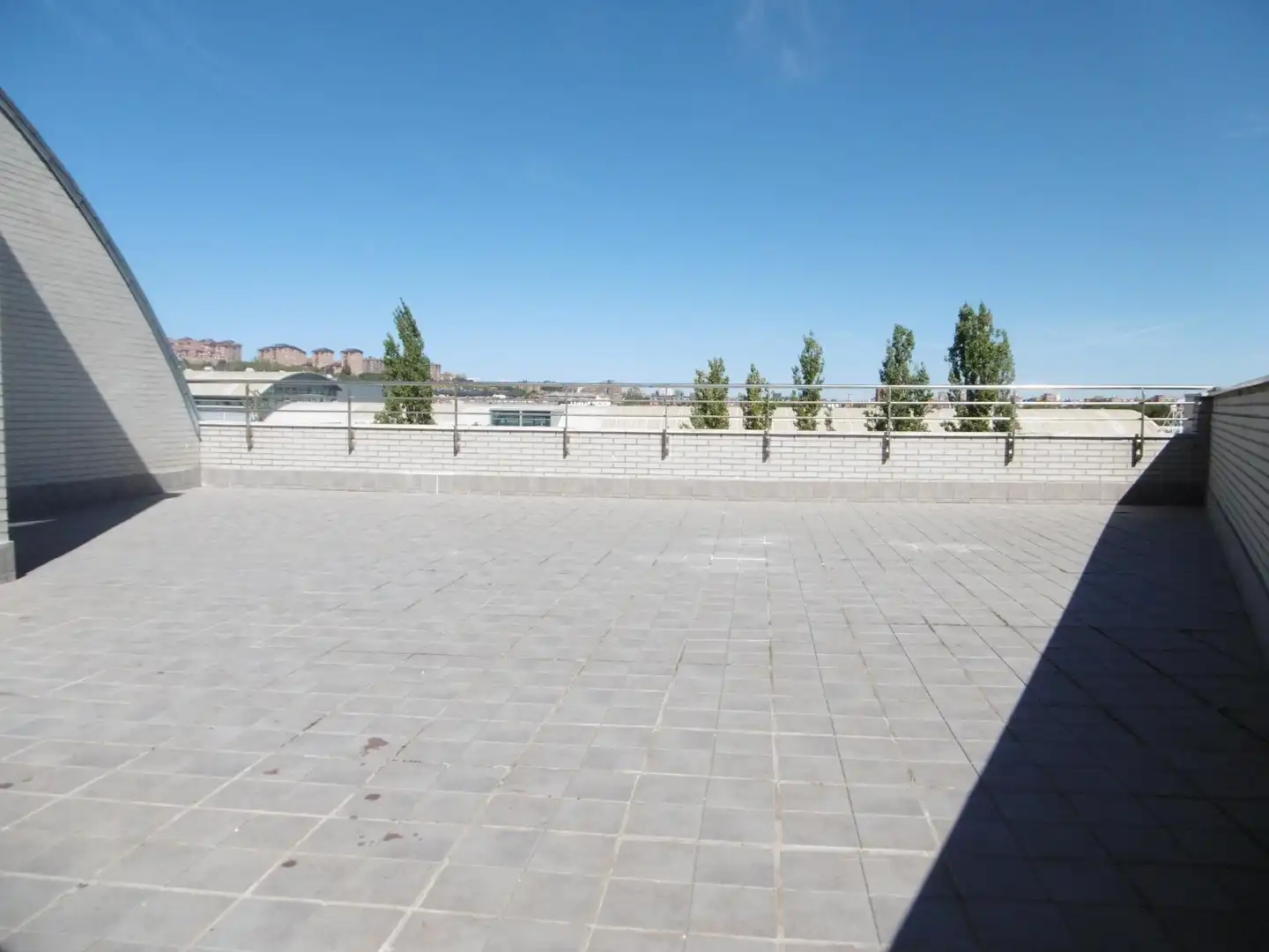 Àtic amb piscina de lloguer a Calle MORAÑA, imagen 31