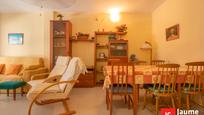 Sala d'estar de Pis en venda en Torredembarra amb Terrassa, Traster i Moblat