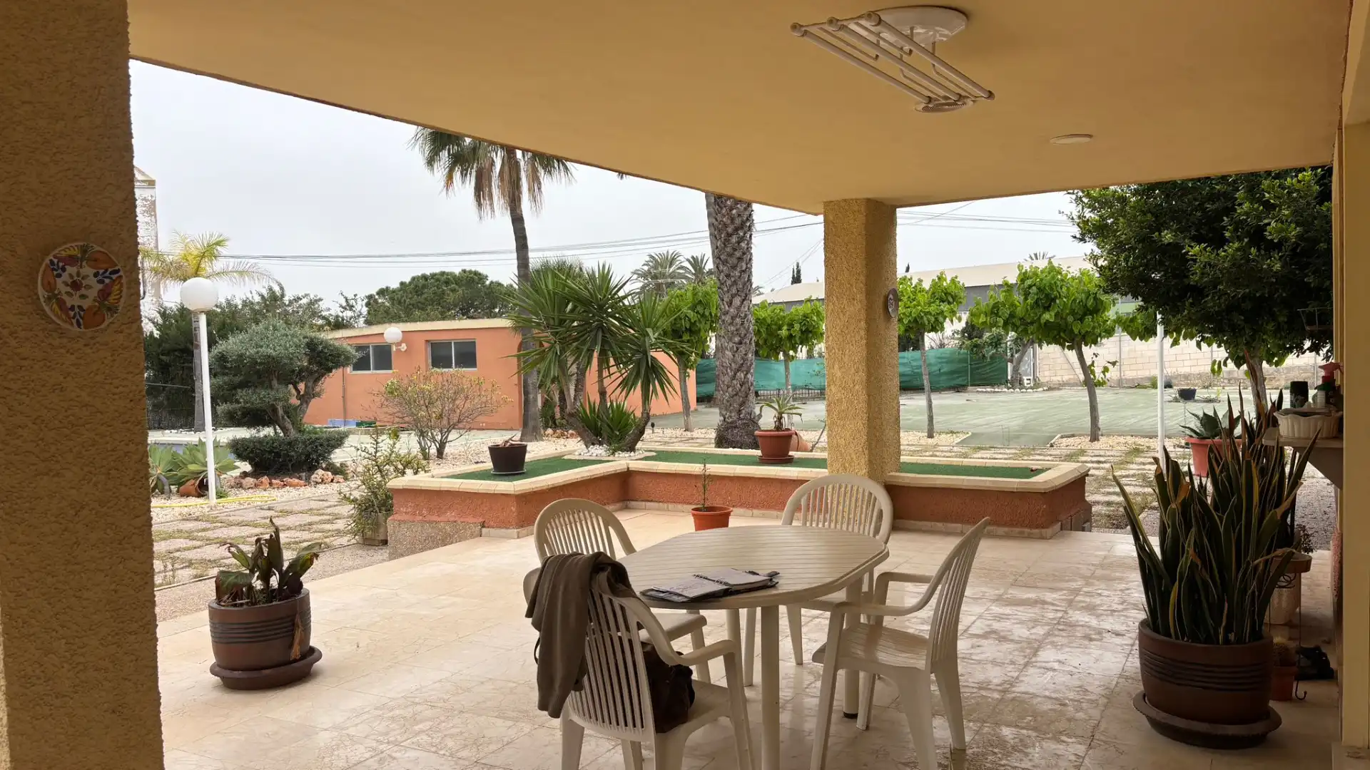 Terrassa de Casa o xalet en venda en Elche / Elx amb Jardí privat, Terrassa i Piscina