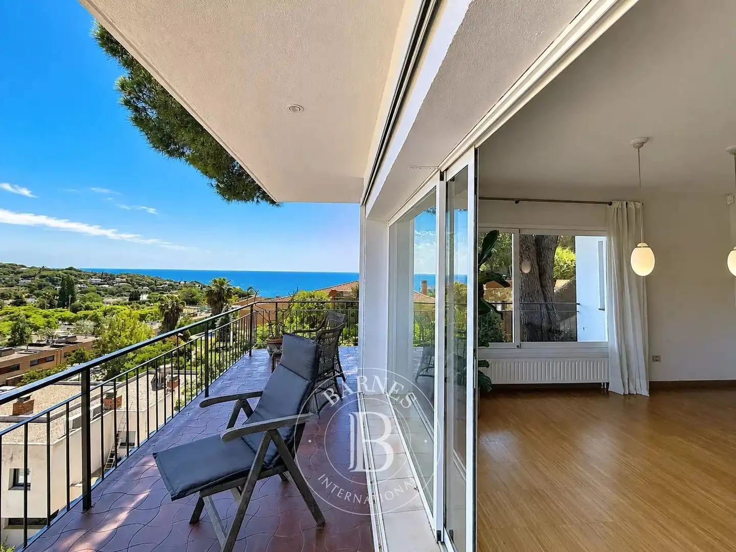 Vista exterior de Casa o chalet en venta en Cabrils con Aire acondicionado, Calefacción y Jardín privado