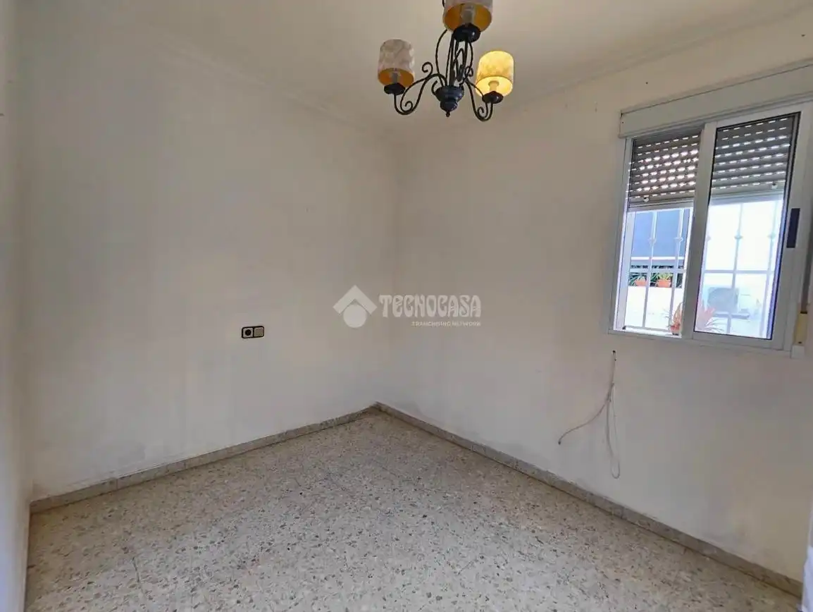Casa pareada con terraza en venta en Los Palacios y Villafranca, imagen 30
