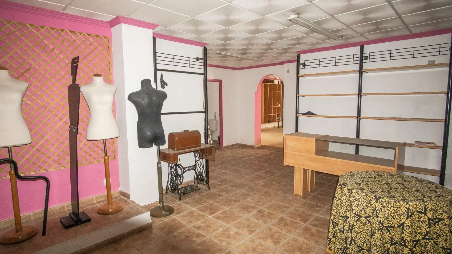 Business premises for sale in Las Trescientas - San Francisco - Ciudad Vergel, imagen 10