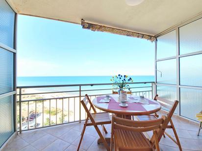 Schlafzimmer von Wohnungen zum verkauf in Cullera mit Terrasse und Balkon