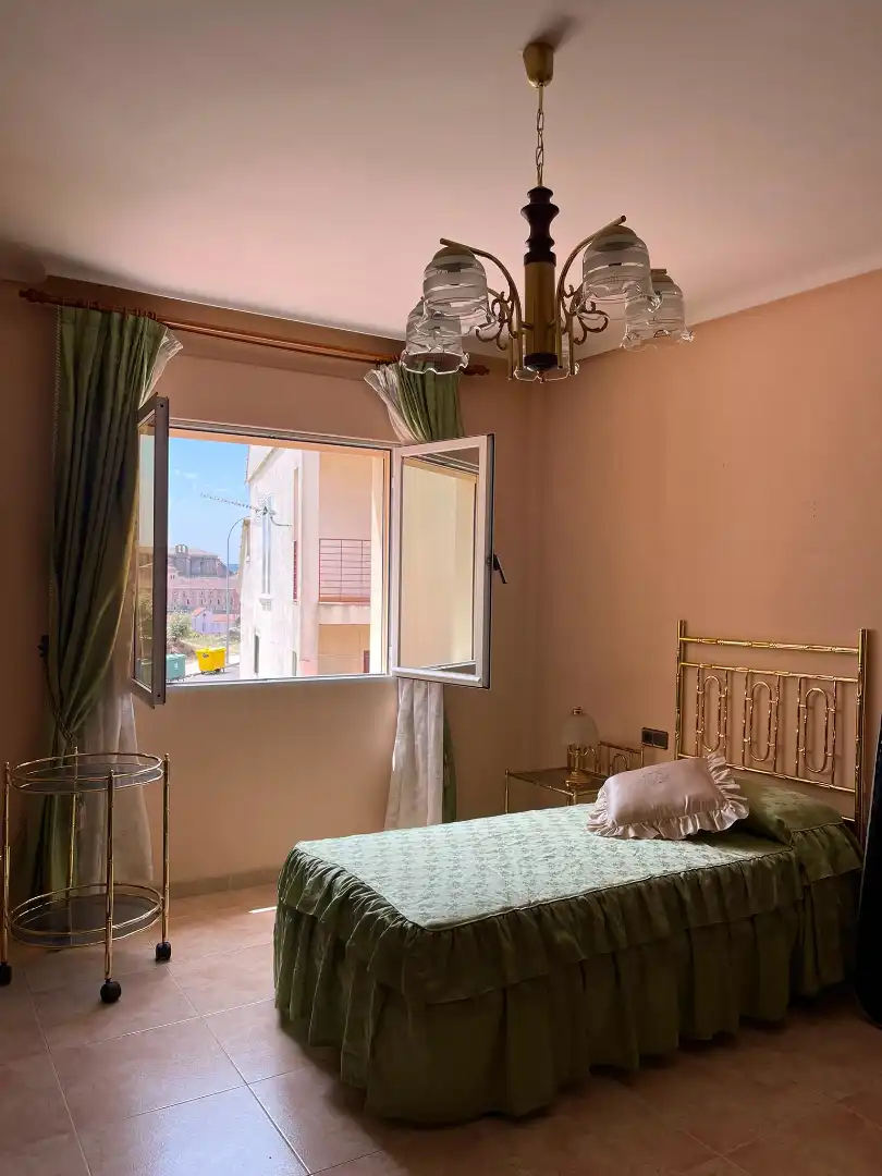 Dormitori de Casa o xalet en venda en Plasencia amb Aire condicionat, Calefacció i Jardí privat