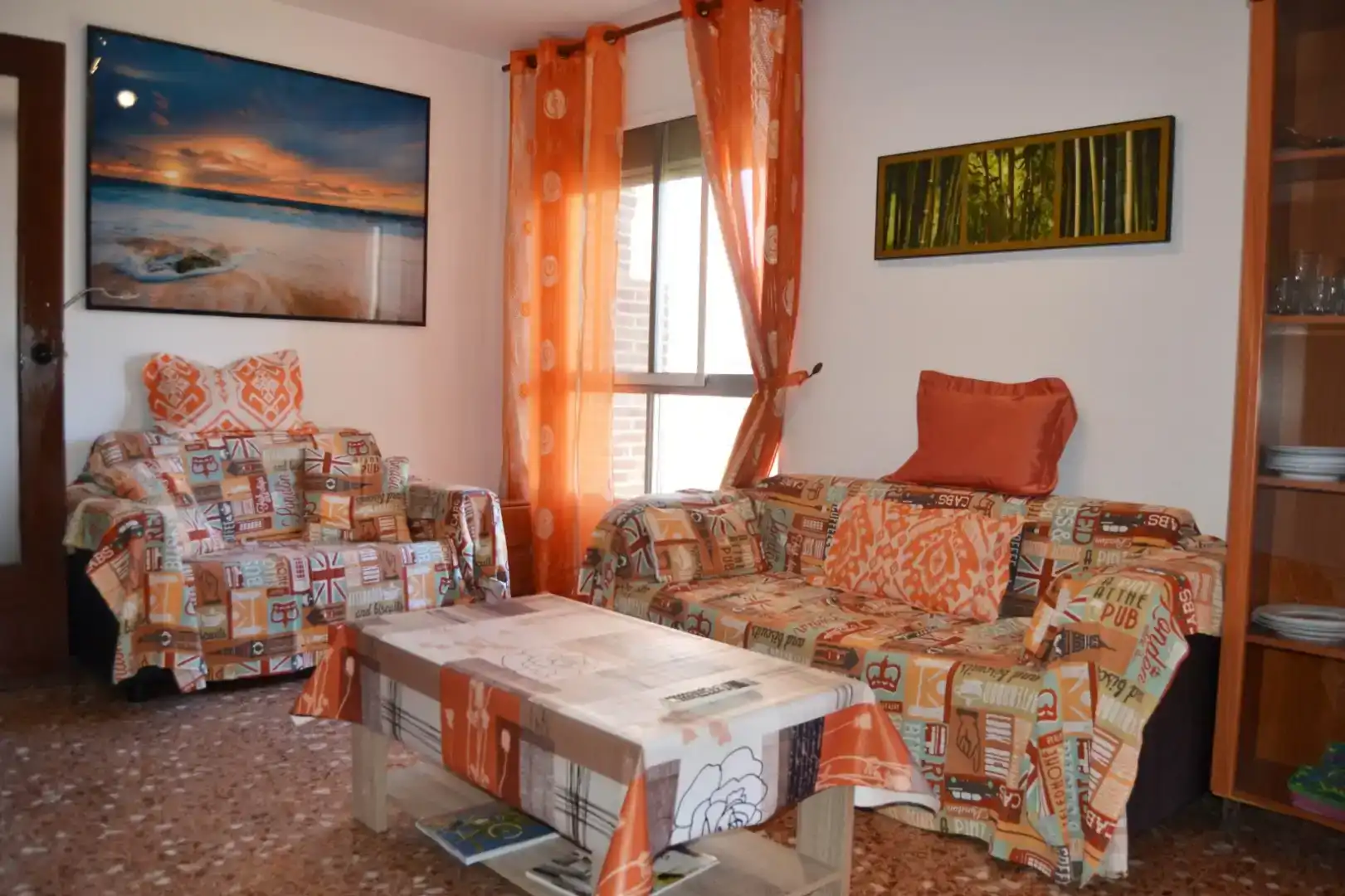 Sala de estar de Piso para compartir en El Campello con Amueblado, Balcón y Internet