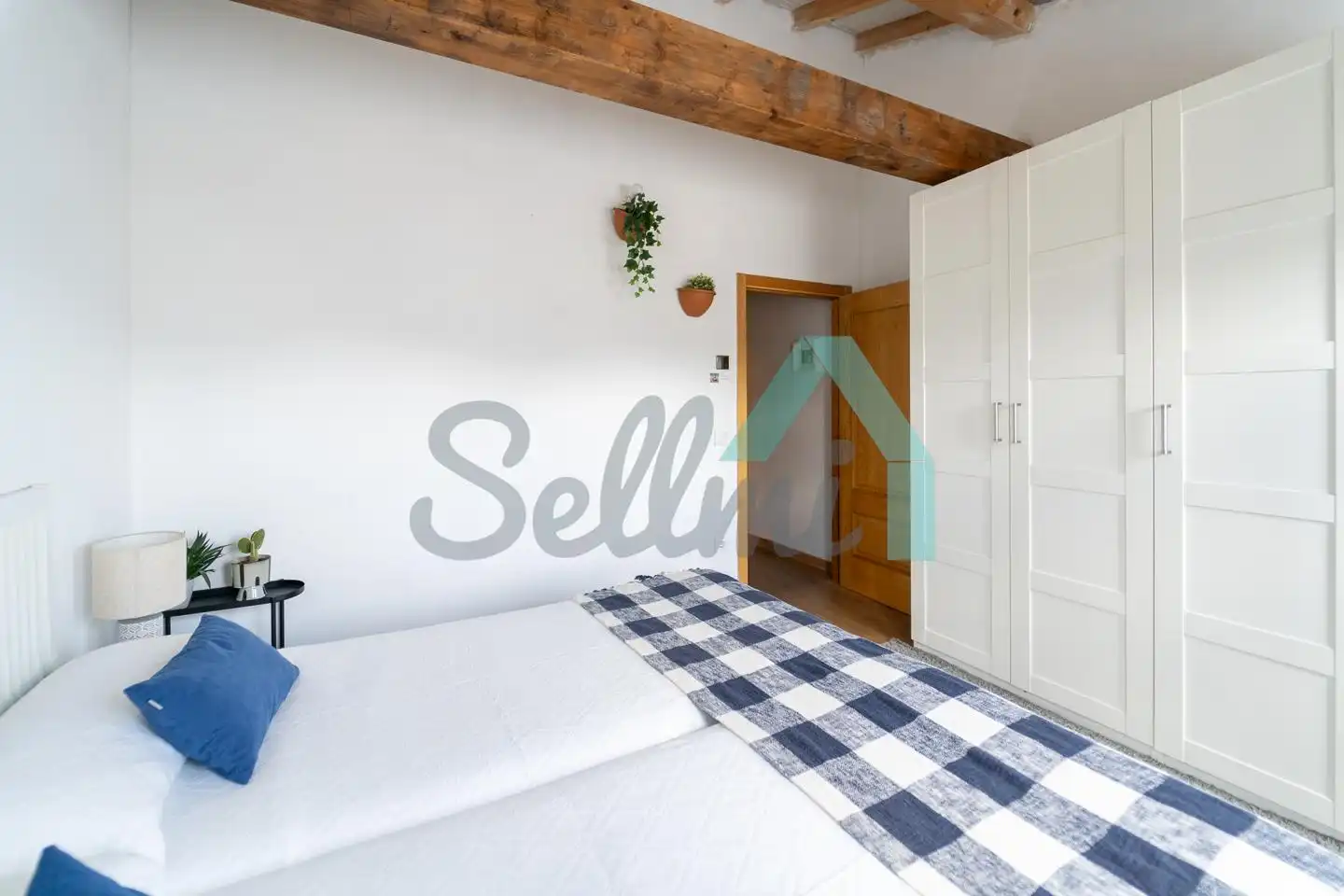 Habitación de Casa adosada en venta en Ribadeo con Calefacción, Jardín privado y Terraza