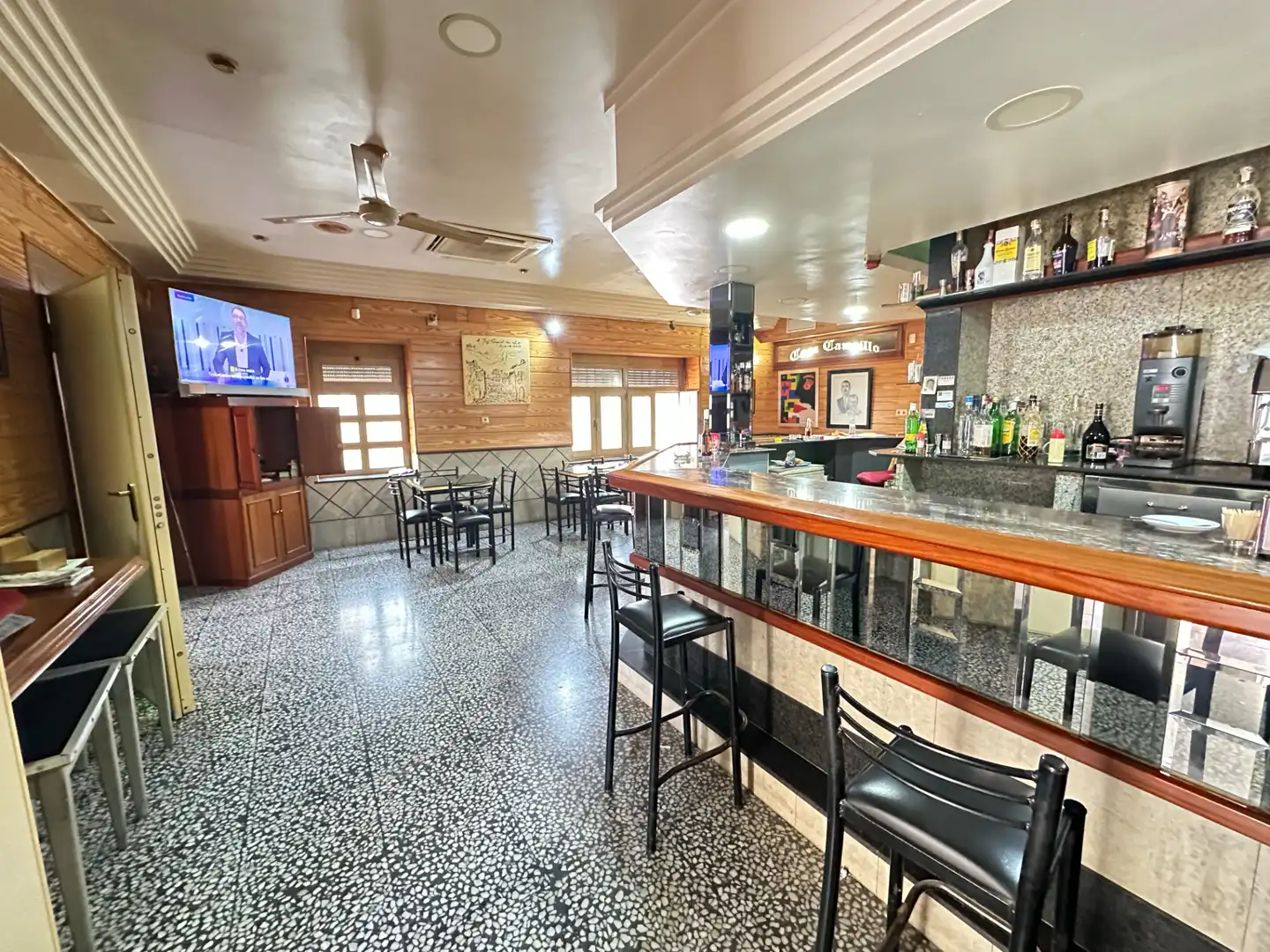 Local comercial en venda a Calle Guzmán el Bueno 3, imagen 4