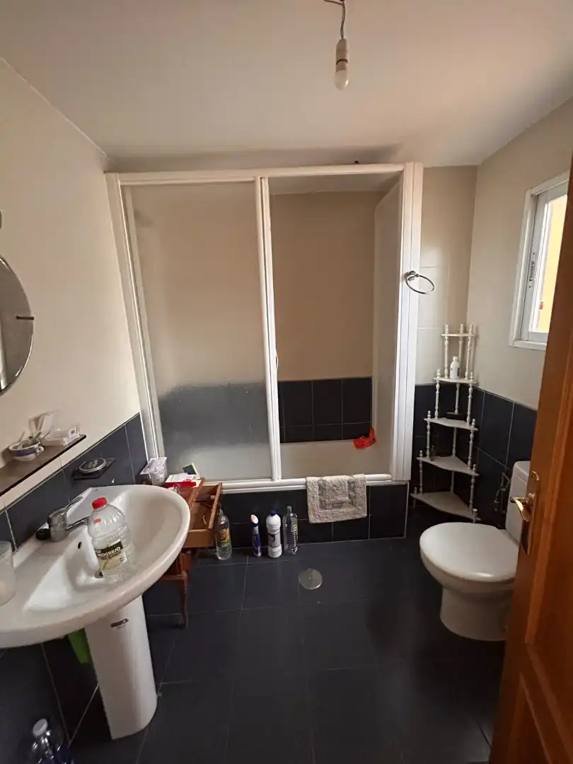Casa aparellada amb terrassa en venda a Calle de Los Caños 50, imagen 31