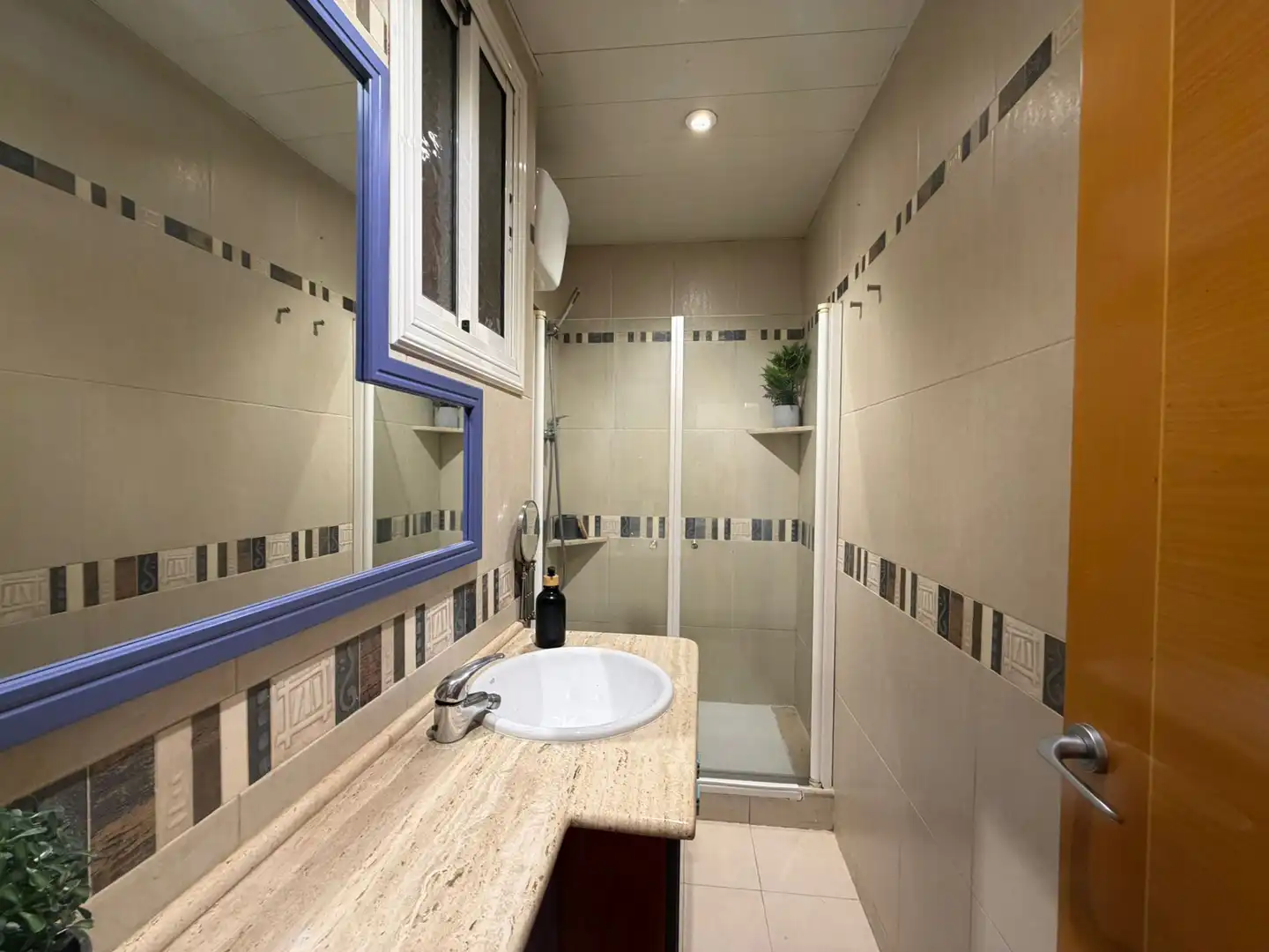 Badezimmer von Wohnung zum Verkauf in Rubí mit Heizung, Ofen und Balkon
