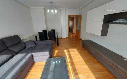Living room of Flat for sale in Lardero  with Heating, Parquet flooring and Storage room