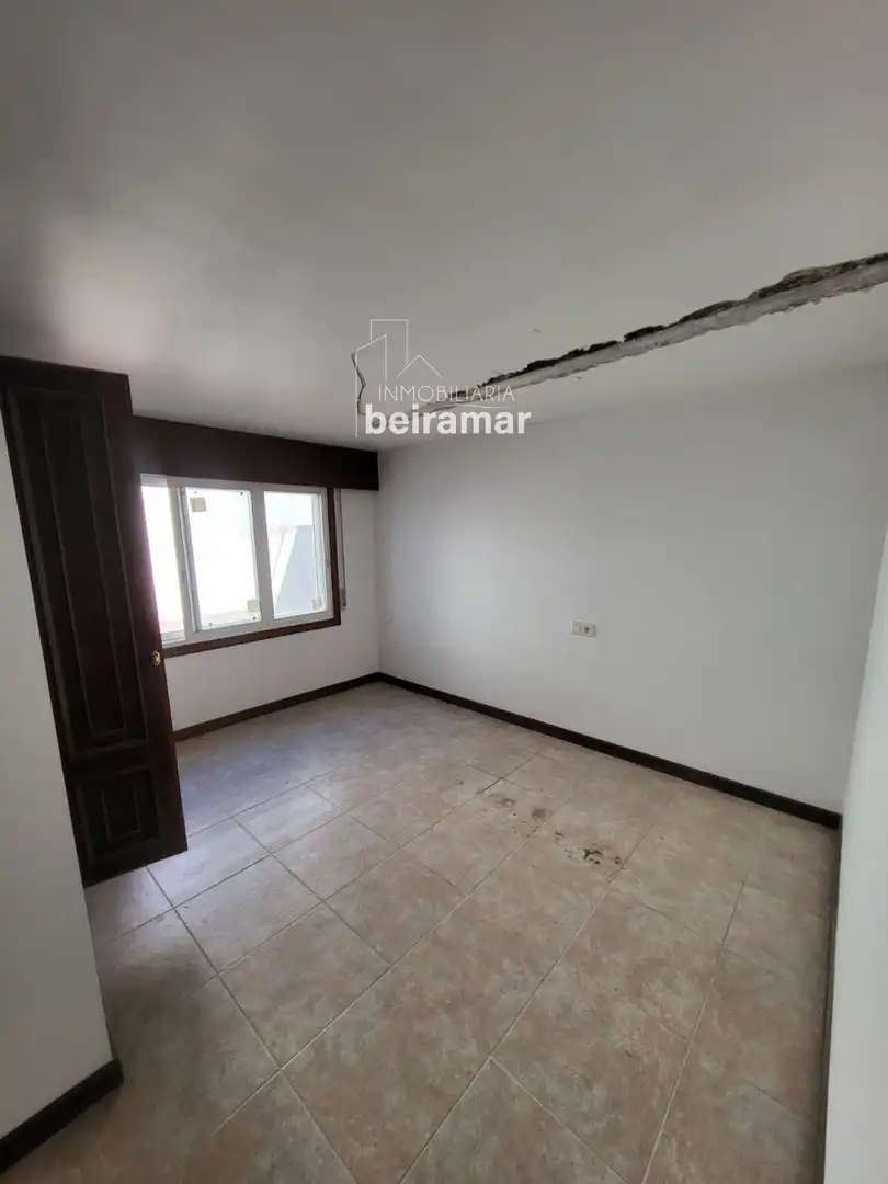 Gewerbefläche zum Verkauf in SANTA MARTA DE ARRIBA, imagen 37