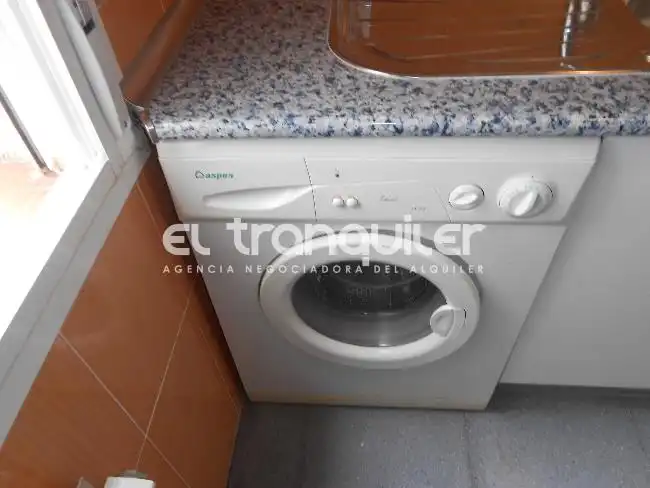 Cocina de Piso en venta en Madrid con Parquet, Terraza y Amueblado