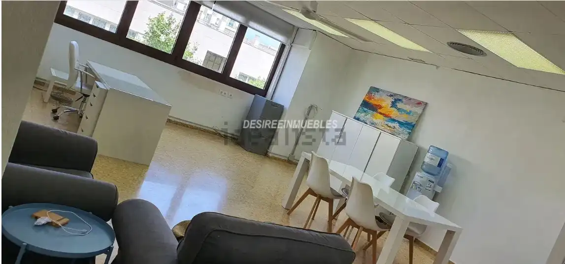 Oficina de alquiler en Campanar
