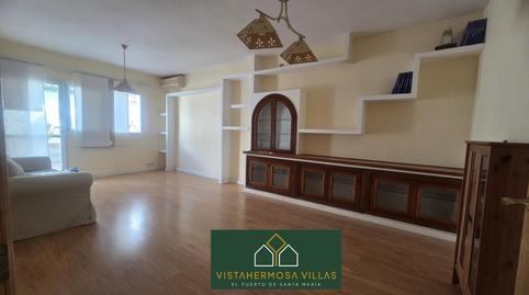 Foto 4 de Casa adosada en venda a Plaza de Toros - Ayuntamiento, Cádiz