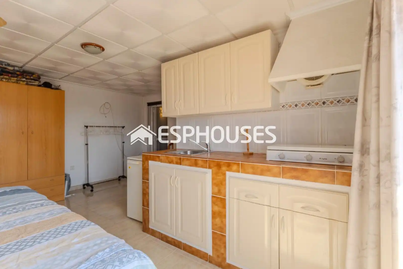Kitchen of Attic for sale in Guardamar del Segura  with Air Conditioner, Terrace and Storage room