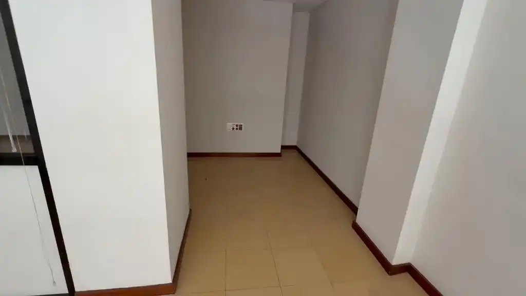 Flat for sale in Sevilla  with Air Conditioner