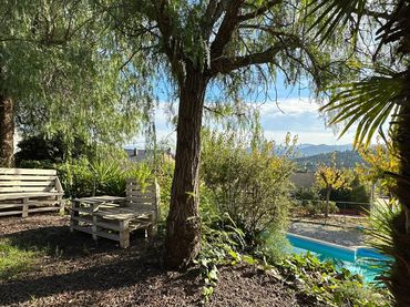 Villa con balcone in vendita a Vía Italiana