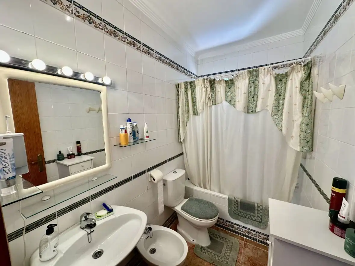 Baño de Casa o chalet en venta en Santa Pola con Calefacción, Terraza y Piscina