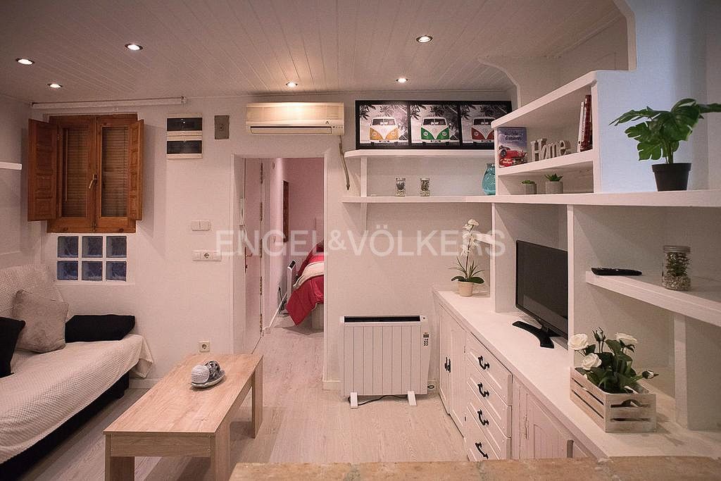 Living room of Apartment to rent in  Madrid Capital  with Air Conditioner, Heating and Furnished