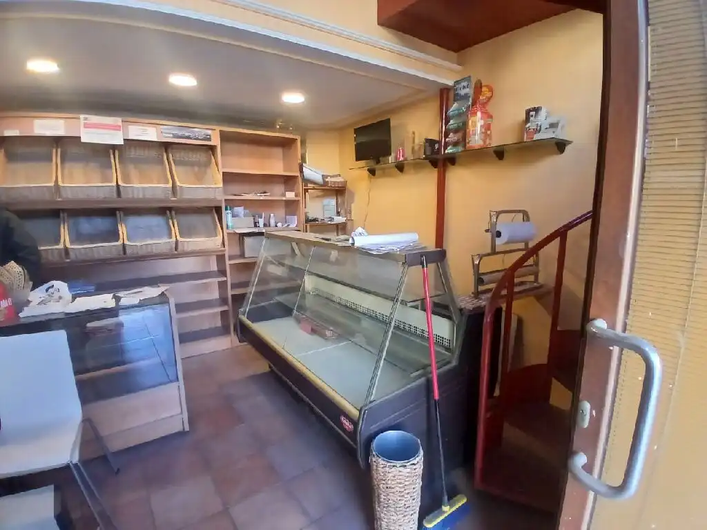 Local en venta en  Logroño con Amueblado