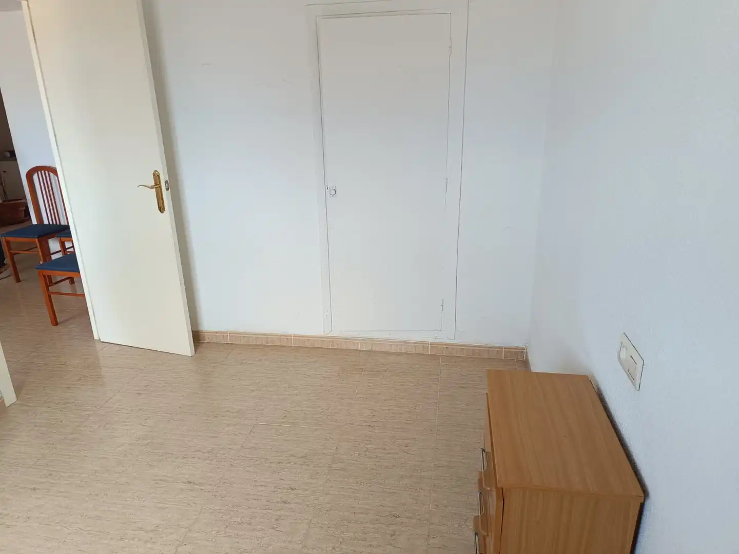 Dormitori de Pis en venda en Motril amb Moblat
