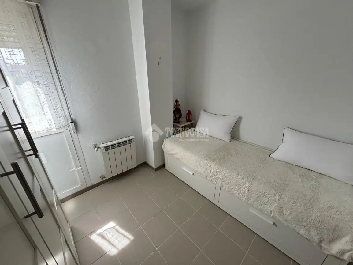 Habitación de Piso en venta en Alcalá de Henares con Aire acondicionado y Calefacción