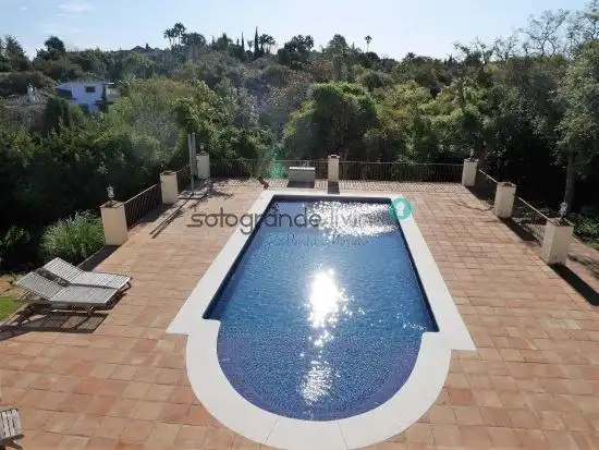 Chalet con terraza en venta en Sotogrande Alto, imagen 2