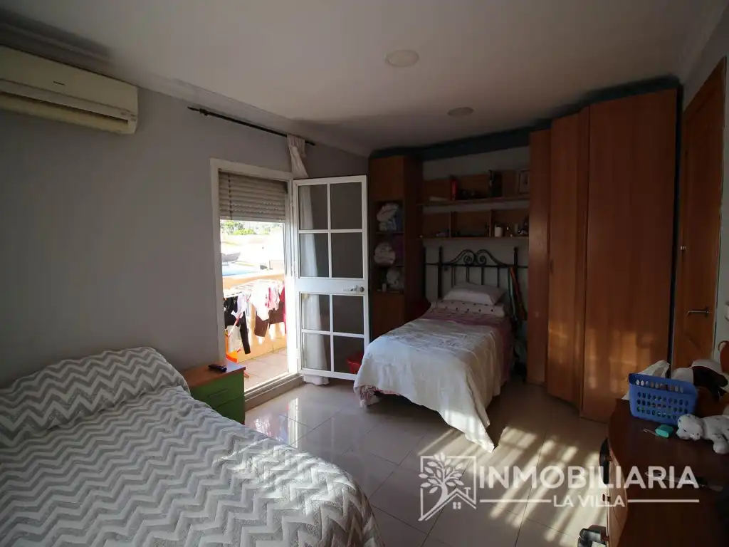 Dormitori de Casa o xalet en venda en Alhaurín de la Torre amb Aire condicionat, Moblat i Rentadora
