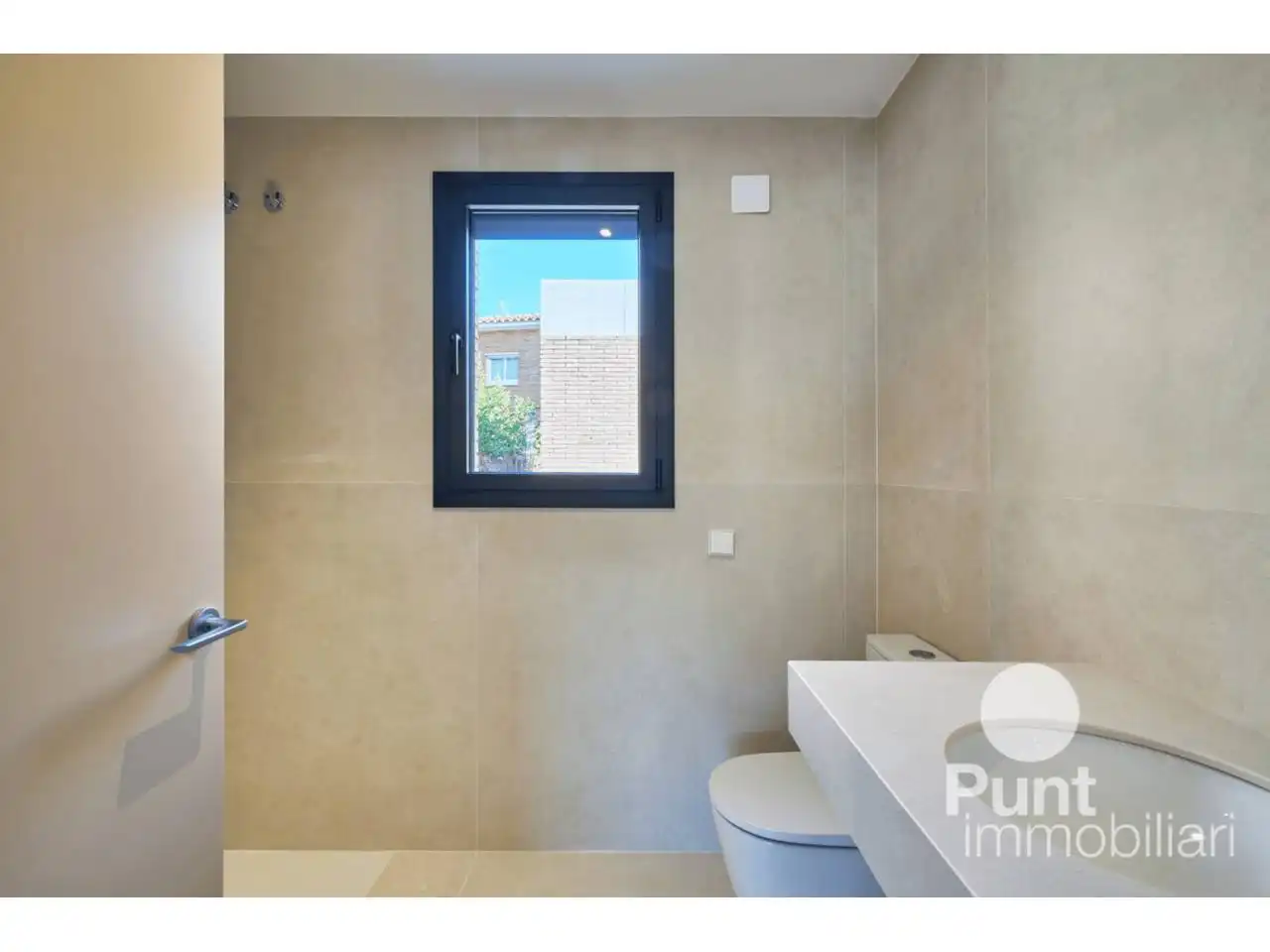 Bathroom of Houses for sale in Premià de Dalt  with Air Conditioner and Heating