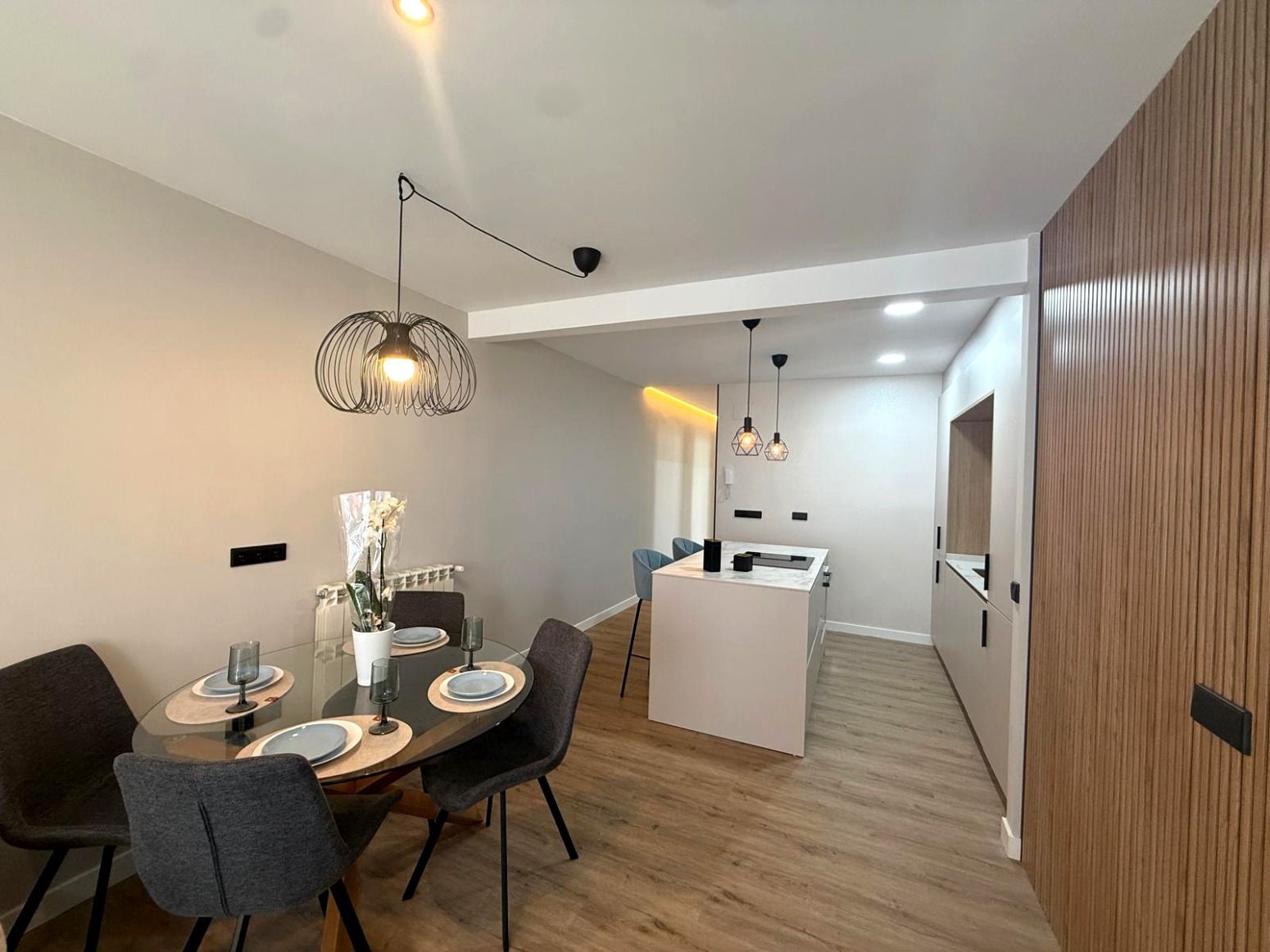 Flat for sale in Avilés - Jose Cueto, Centro