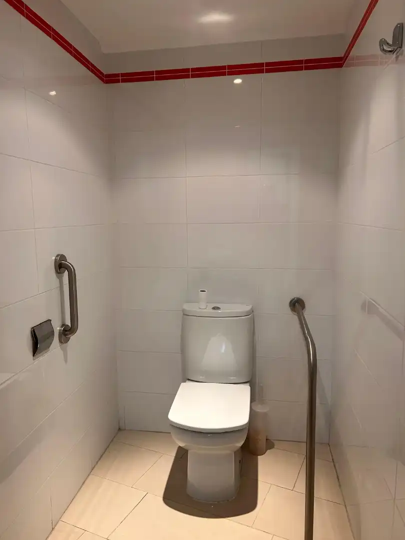 Bany de Edifici en venda en Guadalajara