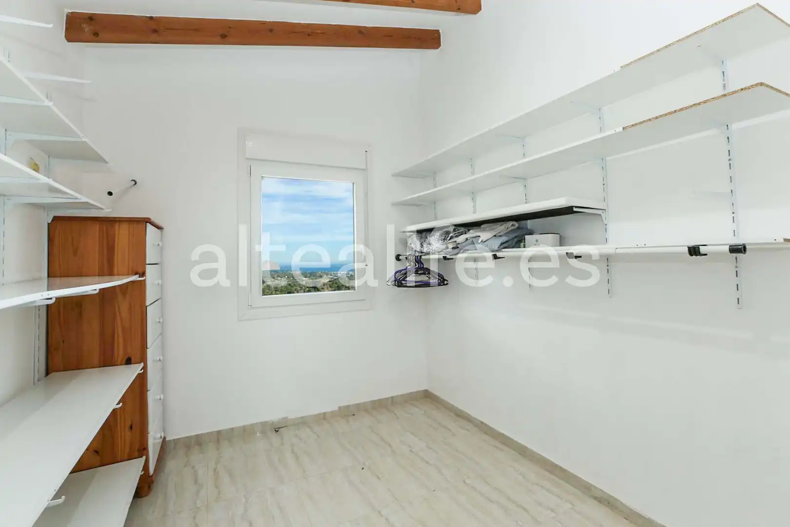 Dormitori de Casa o xalet en venda en La Nucia amb Aire condicionat, Jardí privat i Terrassa