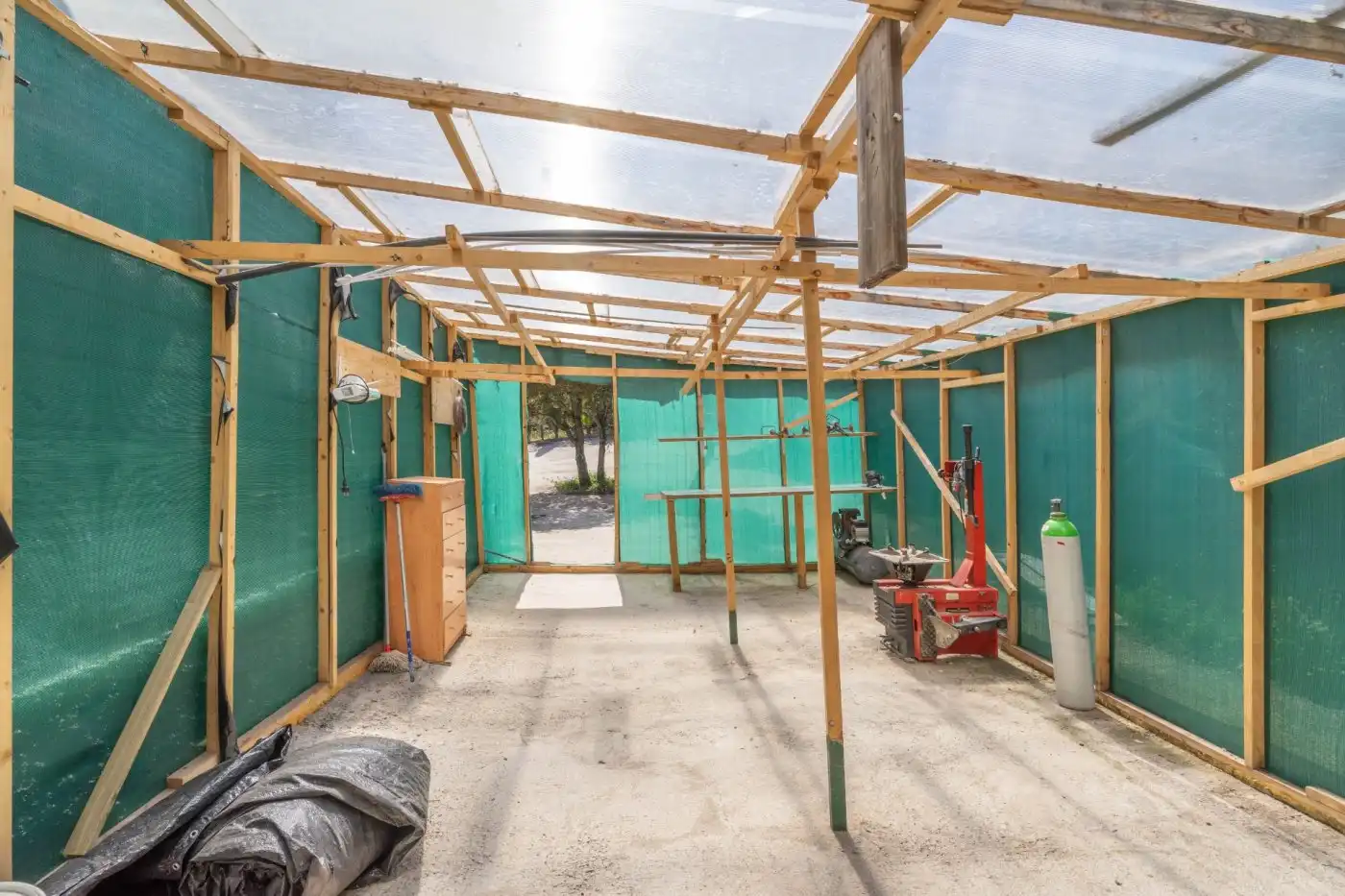 Vista exterior de Casa o xalet en venda en Málaga amb Terrassa, Traster i Piscina