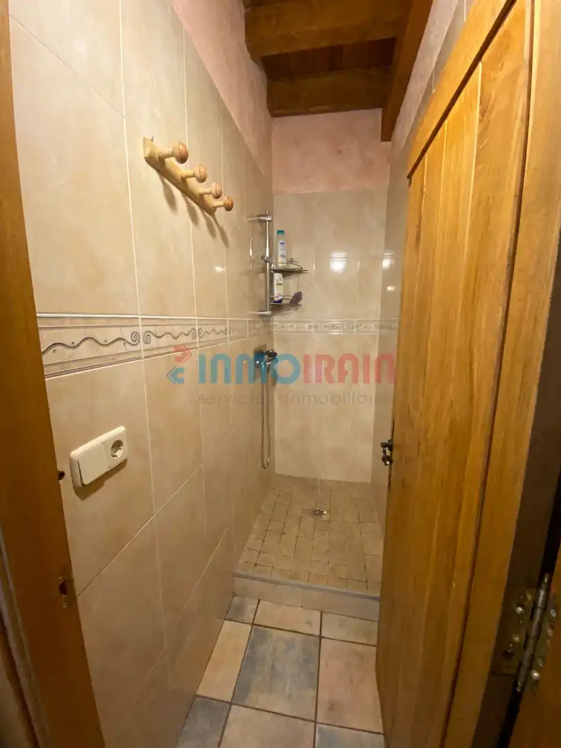 Baño de Casa o chalet en venta en Altsasu / Alsasua con Calefacción, Jardín privado y Terraza
