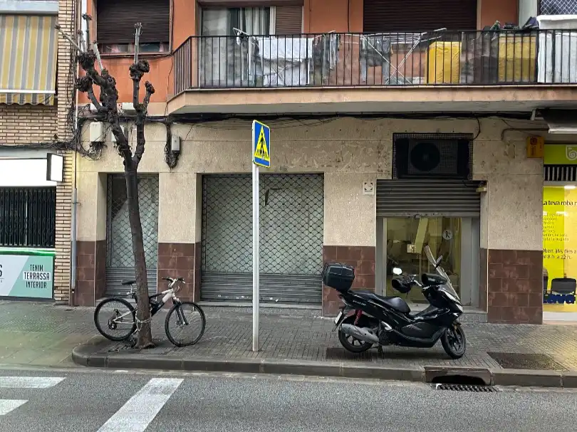 Local comercial en venta en Avinguda de l'Onze de Setembre 5, imagen 3