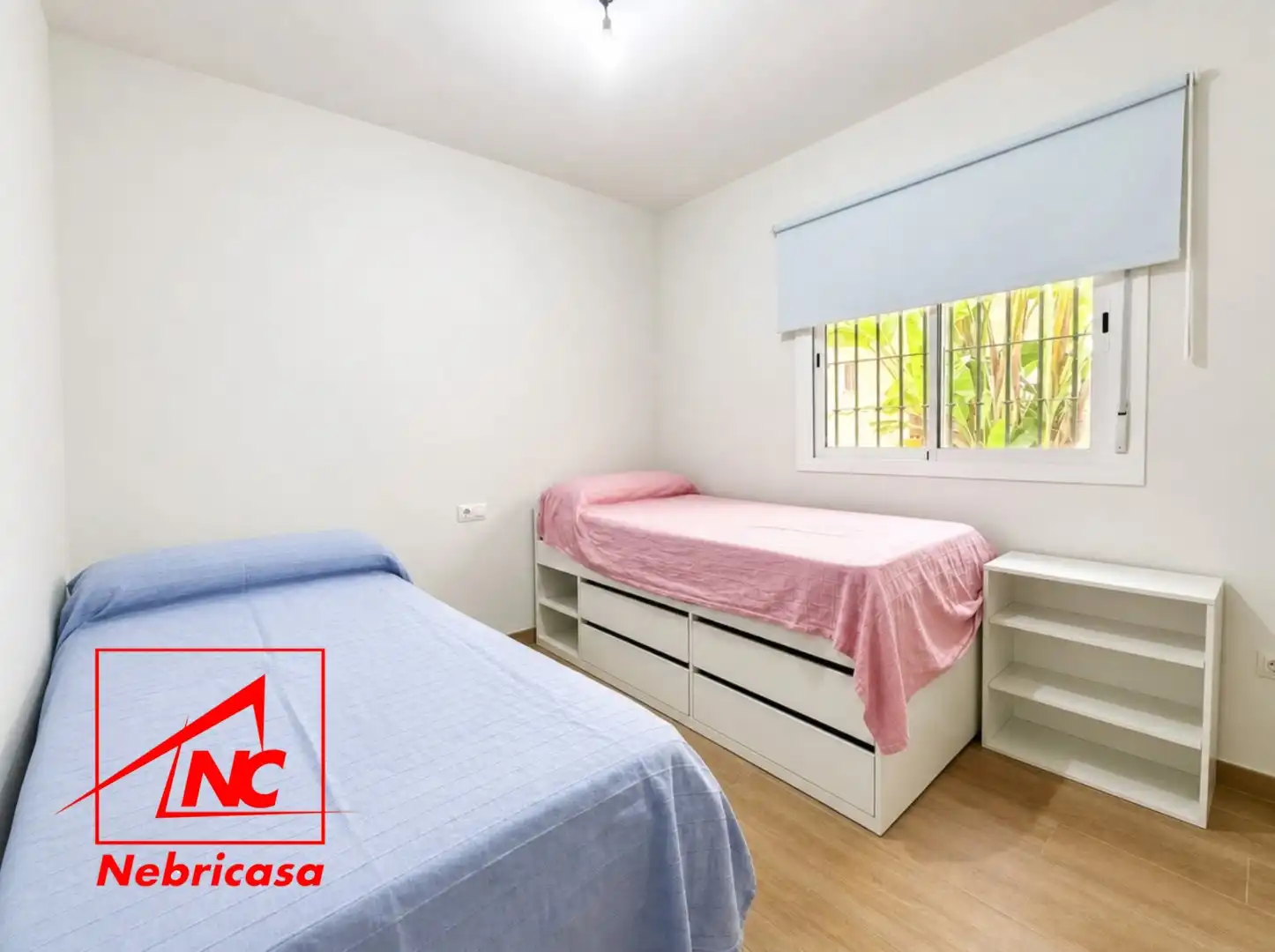 Habitación de Piso en venta en Chipiona con Aire acondicionado, Terraza y Trastero