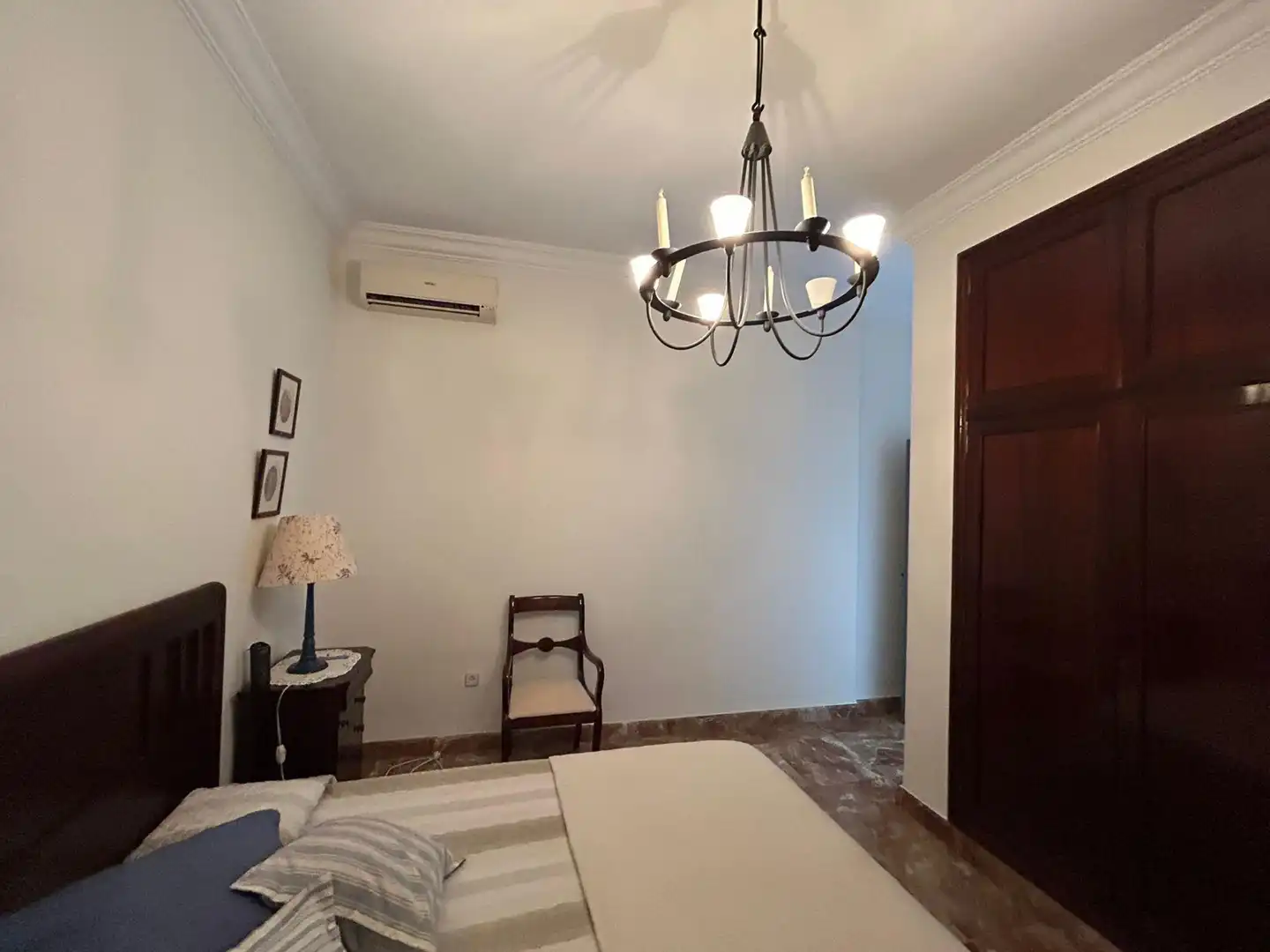 Casa adosada en venta en Carmona