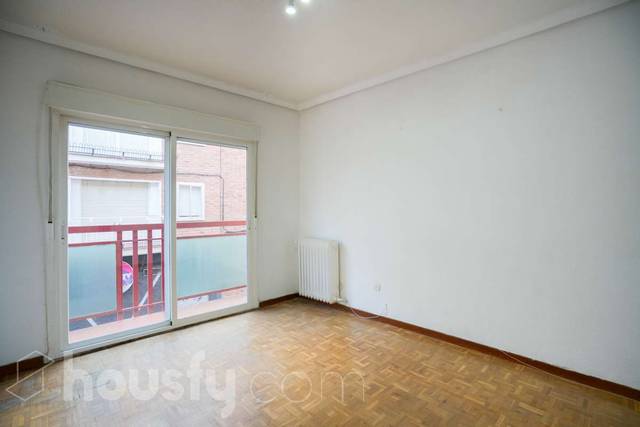 Piso en Venta en Cl. Diego Manchado, . en Portazgo