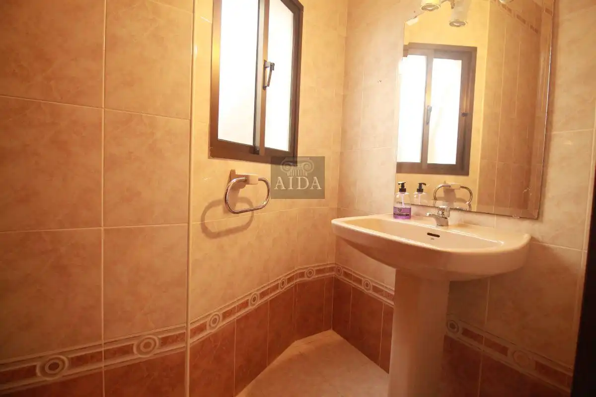 Bathroom of Commercial properties for rent in Estepona Pueblo