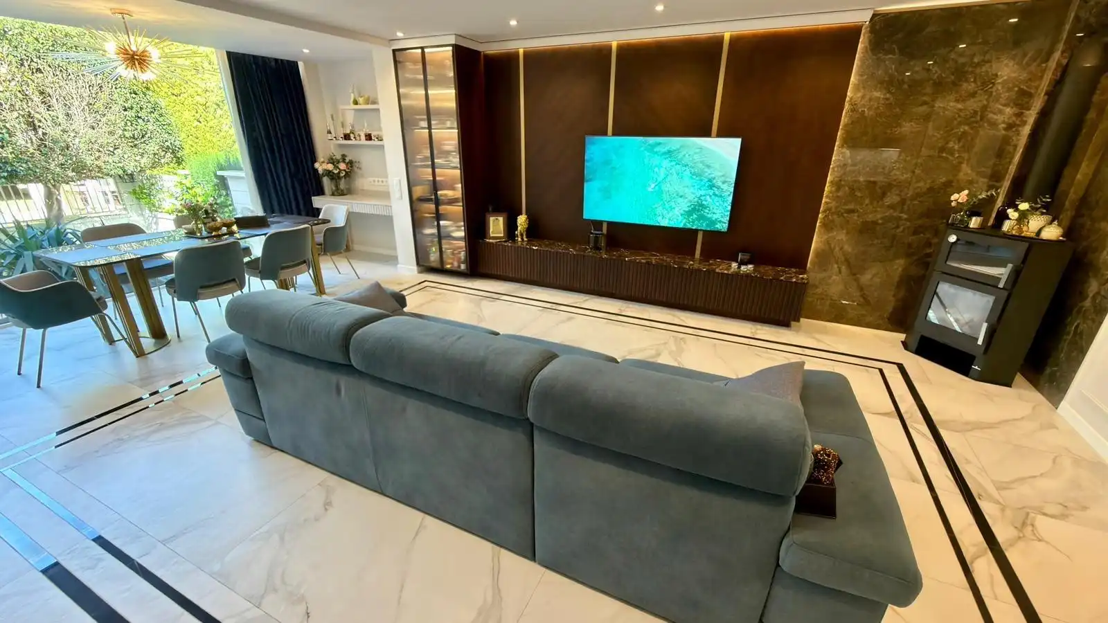 Sala de estar de Casa o chalet en venta en Alicante / Alacant con Aire acondicionado, Calefacción y Jardín privado