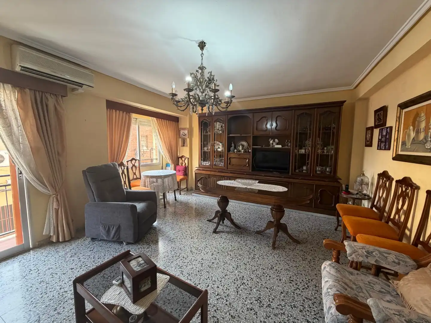Living room of Flat for sale in  Valencia Capital  with Terrace and Balcony