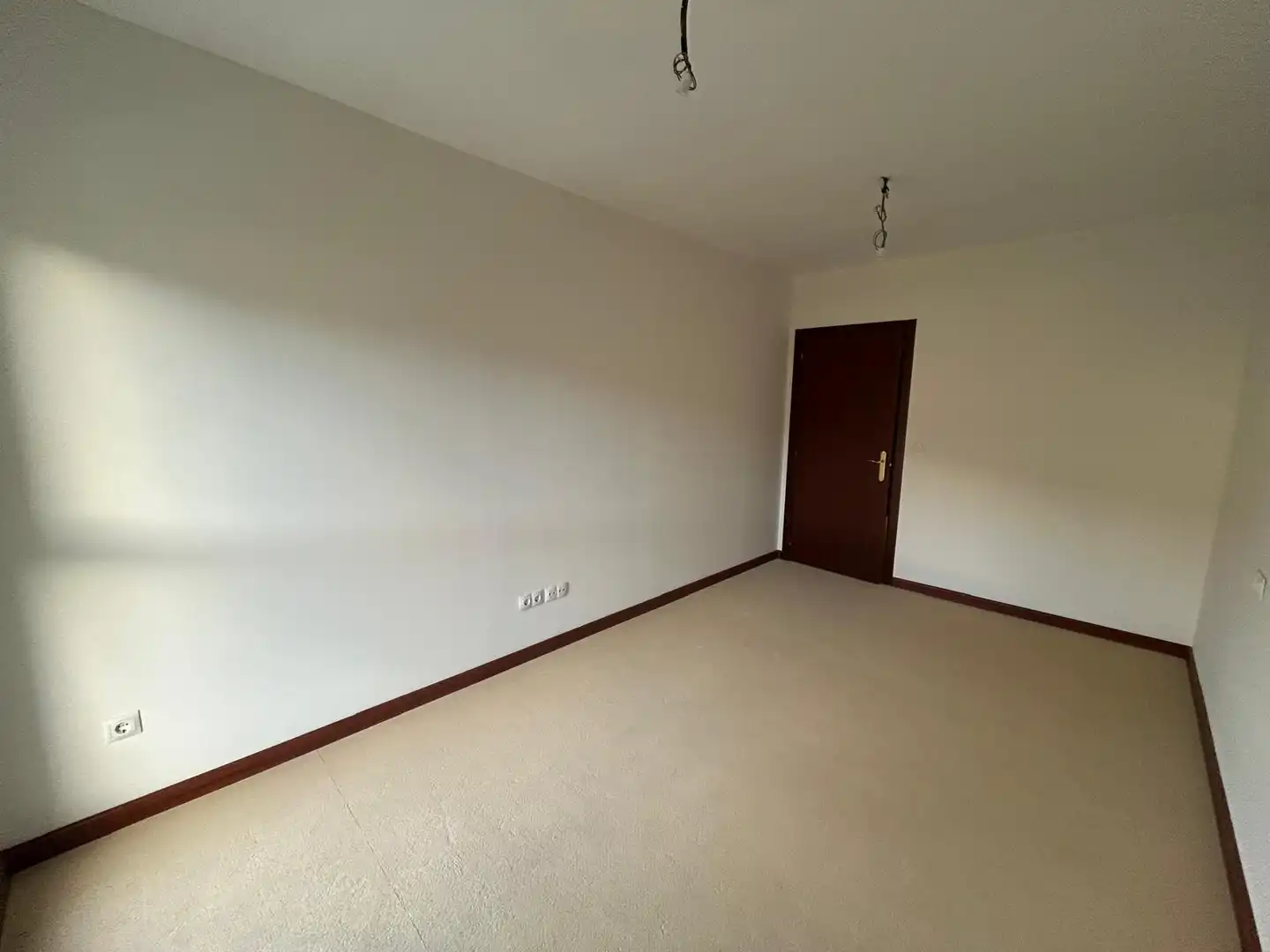 Habitación de Piso en venta en Zalla  con Trastero y Balcón