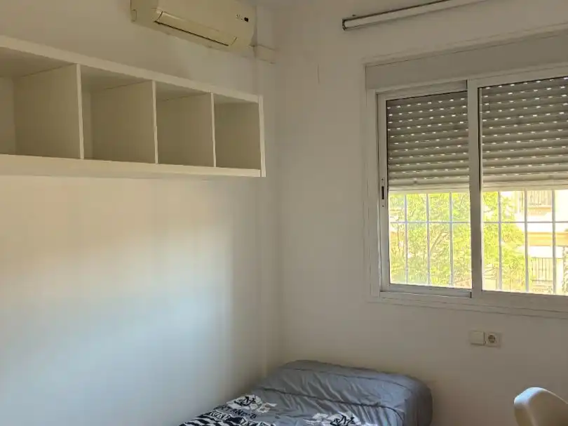 Schlafzimmer von Maisonette zur Miete in Dos Hermanas mit Klimaanlage, Privatgarten und Abstellraum