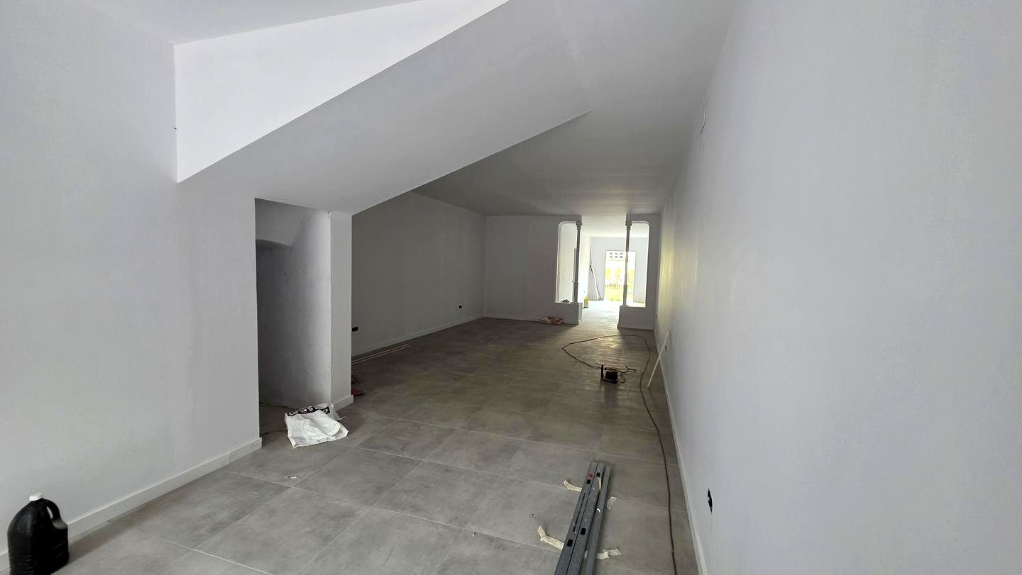 Premises to rent in Carrer de la Font Vella, Barri del Centre