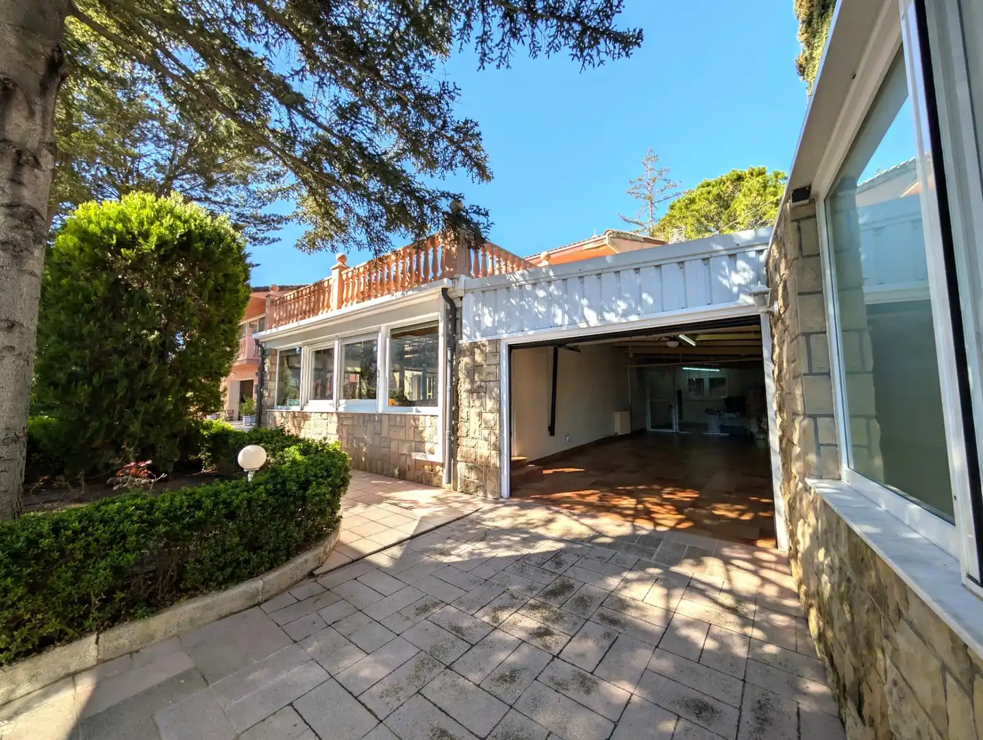 Houses for sale in Barrio Batoi, Batoi