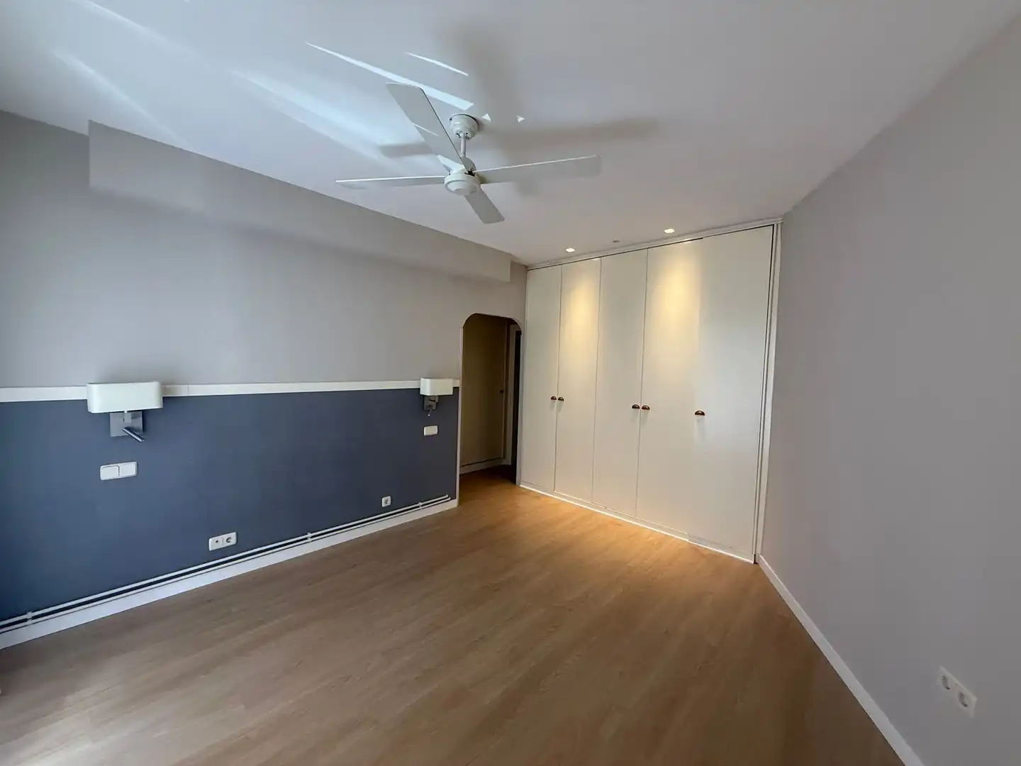 Bedroom of Flat for sale in Barcelona  with Air Conditioner, Heating and Furnished