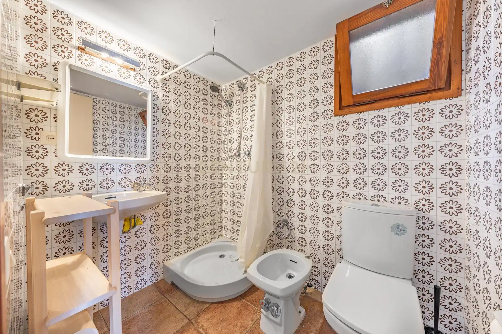 Bathroom of Apartments for sale in Blanes
