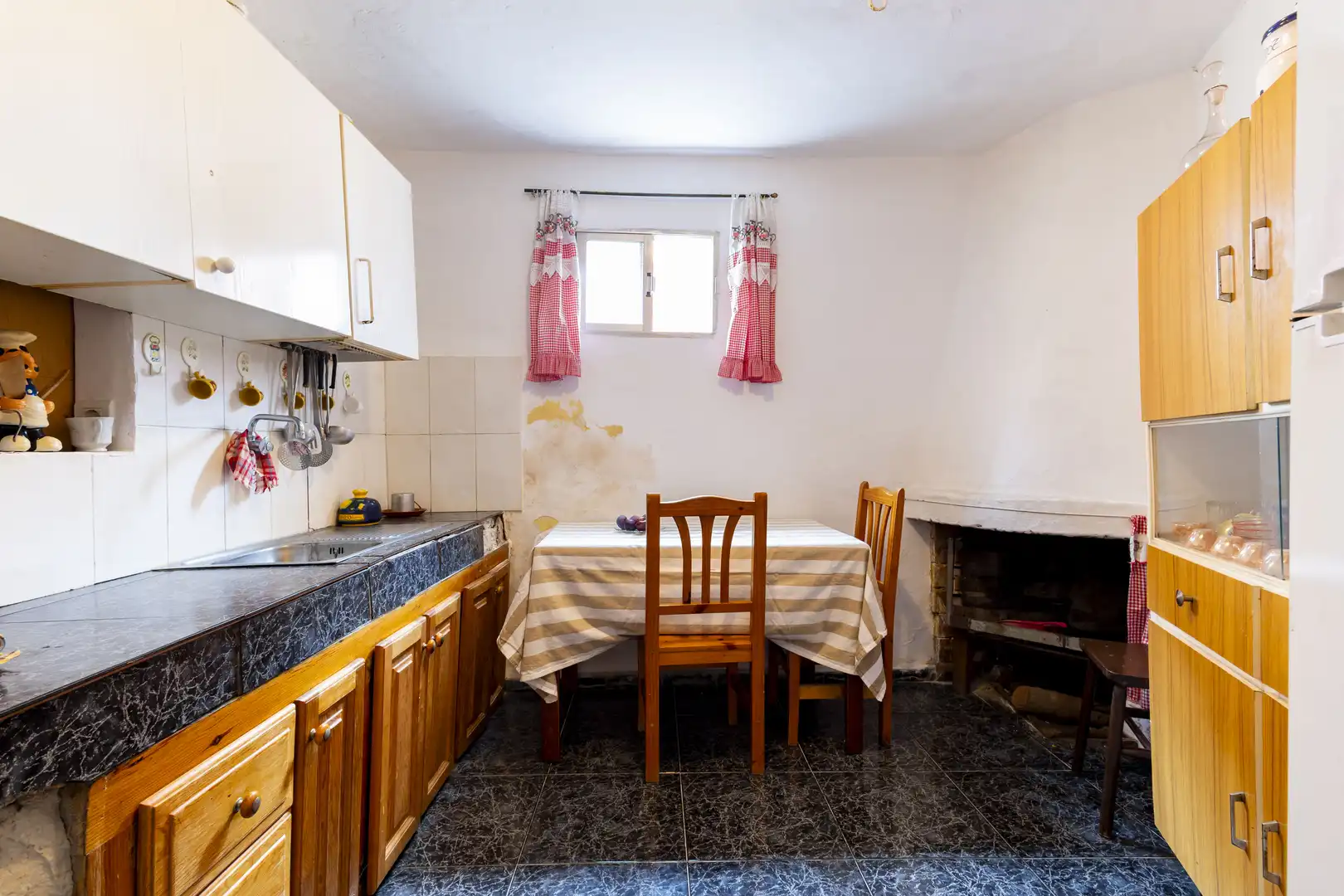 Cocina de Casa o chalet en venta en Icod de los Vinos con Jardín privado, Terraza y Trastero