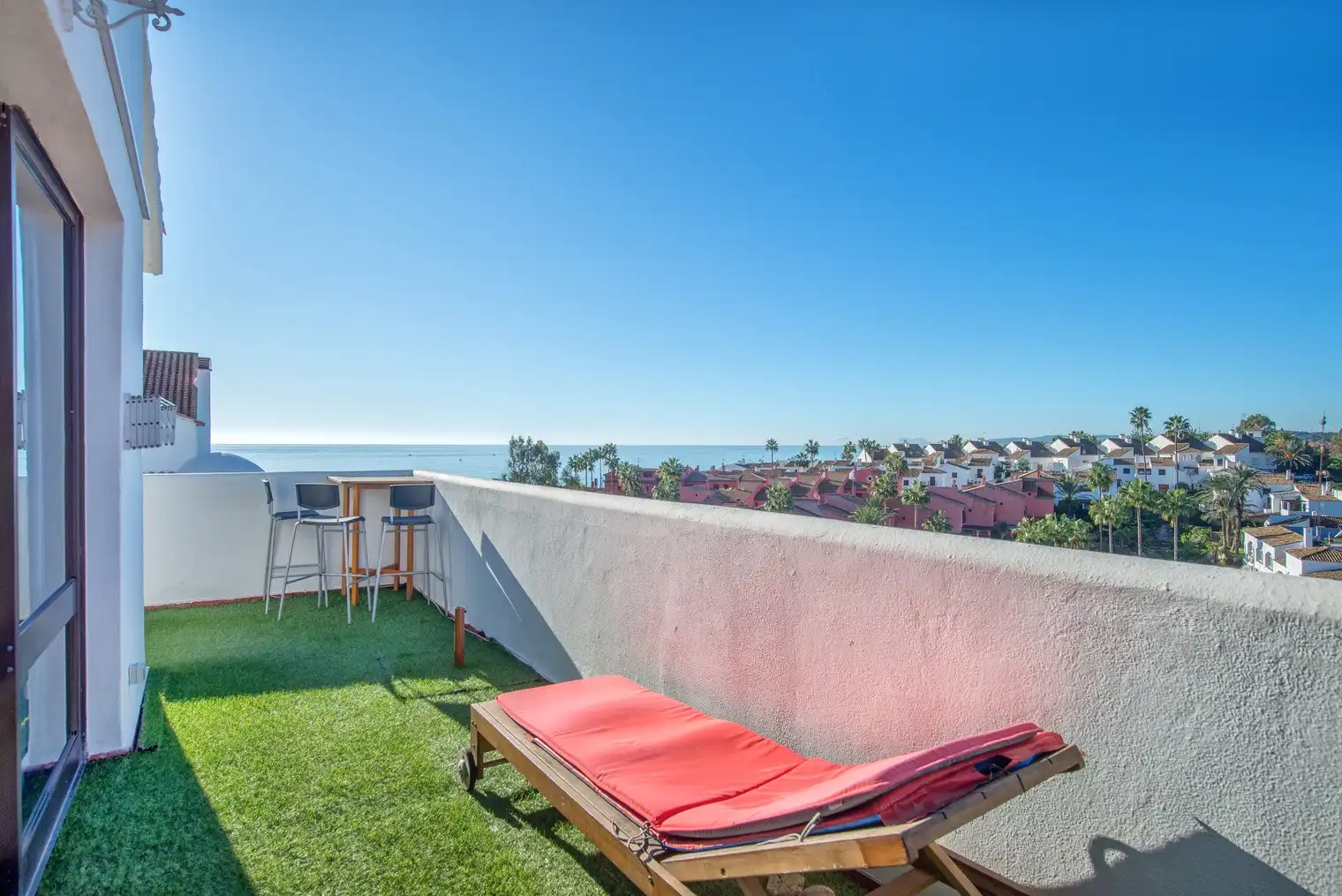 Terrasse von Maisonette zur Miete in Estepona mit Klimaanlage, Terrasse und Schwimmbad