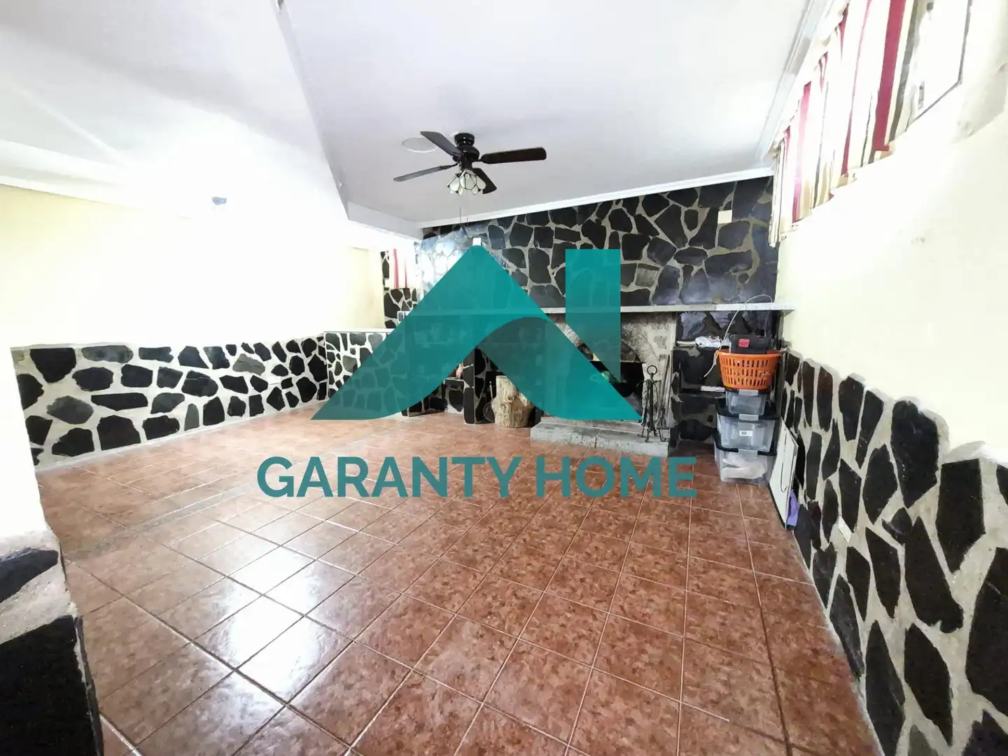 Houses for sale in Cáceres  with Air Conditioner, Heating and Private garden